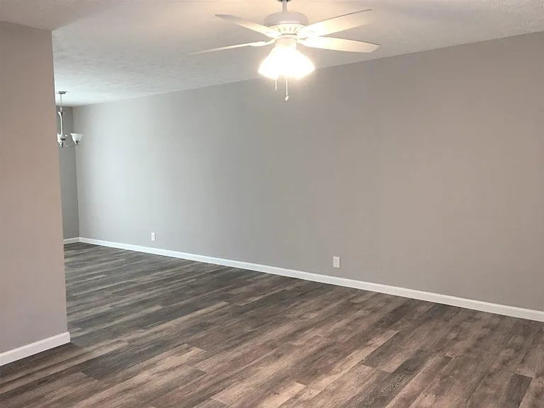 Bridalwood Townhomes — Photo 9