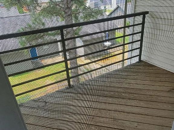 4th image of 320 Brownlea Dr APT 1B