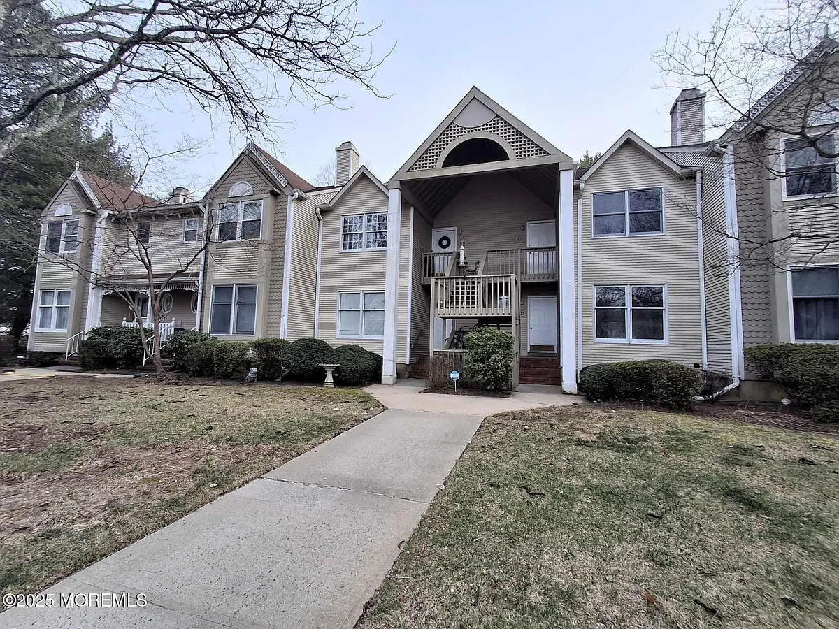 Building Photo - 123 Northampton Dr