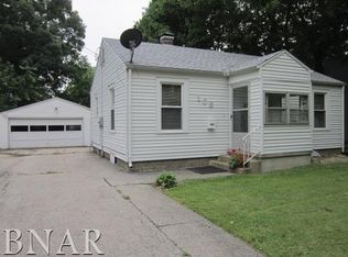 103 E Sycamore St, Normal, IL 61761