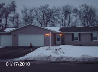 625 Winfield Dr, South Beloit, IL 61080