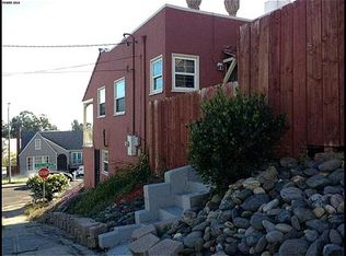 8244 Golf Links Rd, Oakland, CA 94605