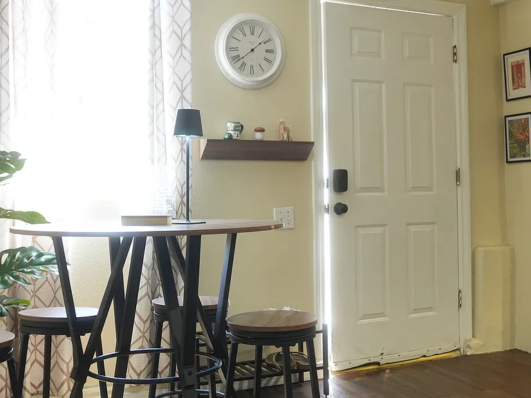 4160 Barrett Rd — Photo 29