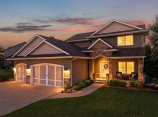 1720 Silver Maple Trl, North Liberty, IA 52317