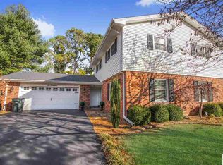 600 Oakcrest Dr, Paducah, KY 42001