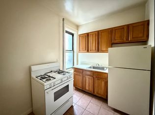 657 E 26th St FLOOR 2, Brooklyn, NY 11210