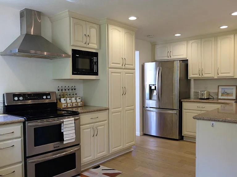 11711 NE 107th Pl — Photo 9