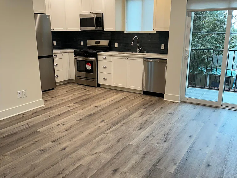 3851 Inglewood Blvd #1 — Photo 9
