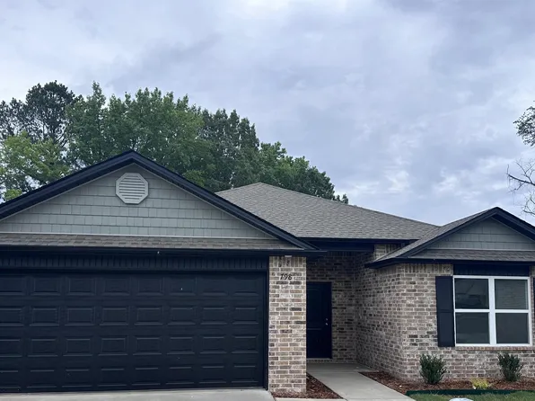 798 Gussy Ln, Benton, AR 72019