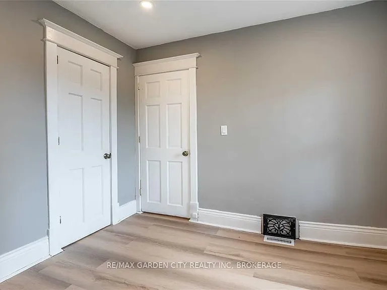 96 Beechwood Ave — Photo 25