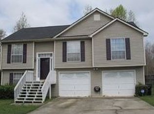 7870 Woodlake Dr, Riverdale, GA 30274