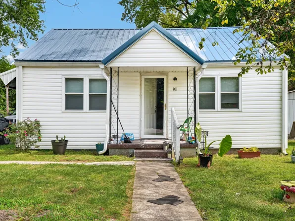 101 S Legion Cir, Hopkinsville, KY 42240