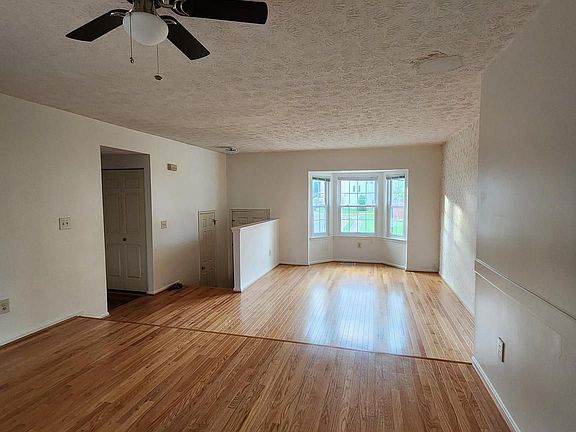 3rd image of 13995 Antonia Ford Ct