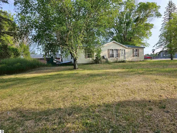 1020 Wiltse Rd, Lupton, MI 48635