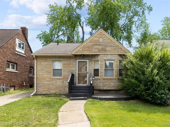 674 E Webster St, Ferndale, MI 48220