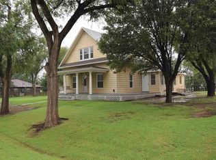 306 W Enid St, Fairmont, OK 73736
