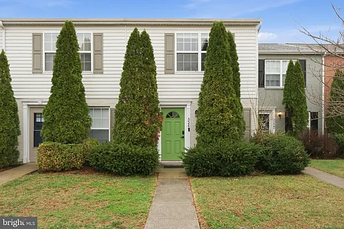 524 Lancaster Pl #524 Photo 1