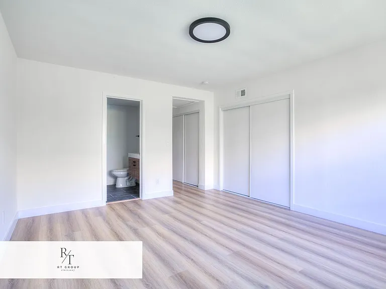 1032 S Golden West Ave #C — Photo 20
