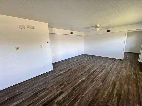2nd image of 1808 Lake Dr #1808