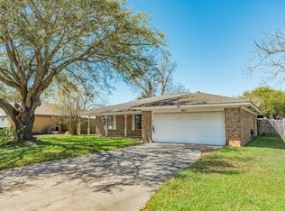 3413 Glen Haven Dr, Bay City, TX 77414
