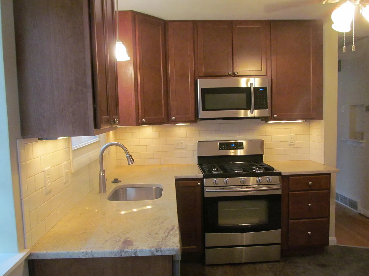 1308 Selma Ave photo 1