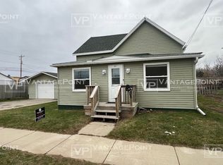 211 Erie Ave, Oconto, WI 54153