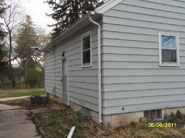 1402 16th Ave SW, Austin, MN 55912