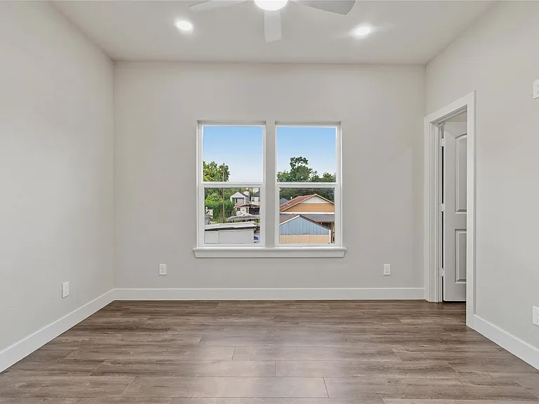8025 Virgil St — Photo 37