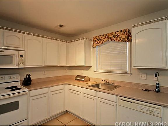 5th image of 1916 Slumber Oaks Ct