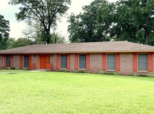 2275 Dartmouth Dr, Mobile, AL 36618