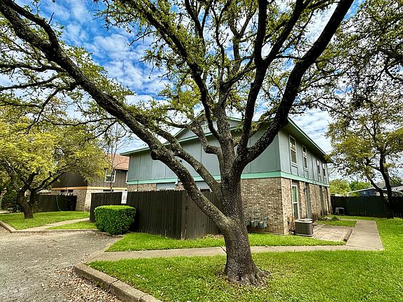 2nd image of 6003 Cougar Dr APT B