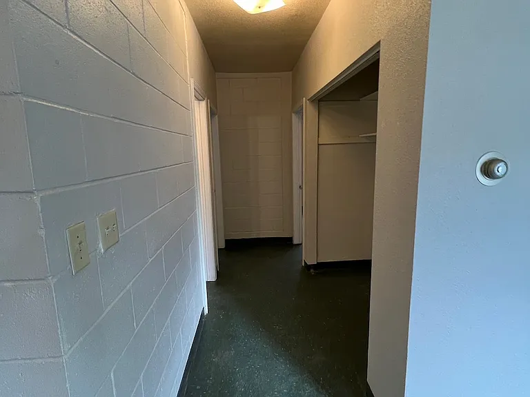 208 Grady Ave — Photo 6