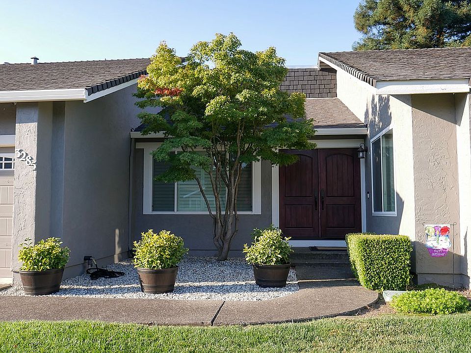 2nd image of 3285 Scenic Dr