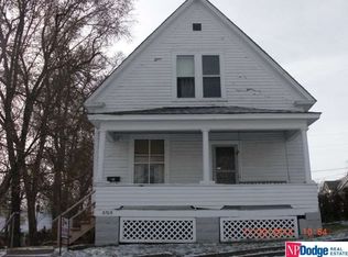 3709 R St, Omaha, NE 68107