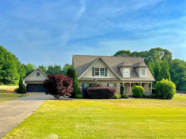 170 Old Pros Dr, Gaffney, SC 29341