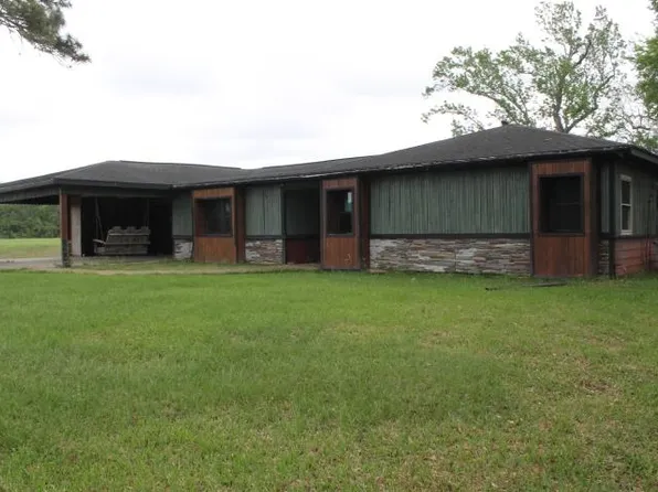 5005 Shelley Dr, Beaumont, TX 77705