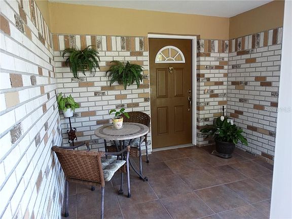 3rd image of 4734 N Dawnmeadow Ct