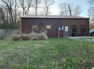 1240 Starr Hill Rd, Paducah, KY 42003