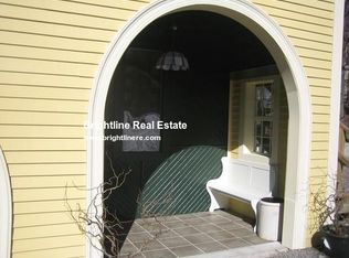 21 Richardson St #2, Newton, MA 02458