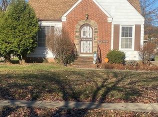 20109 Gladstone Rd, Warrensville Heights, OH 44122