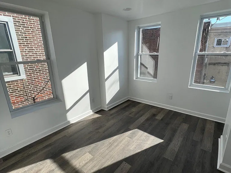 1225 N 54th St #2 — Photo 10