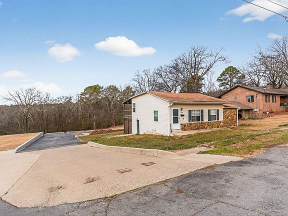 5th image of 4401 West Dr