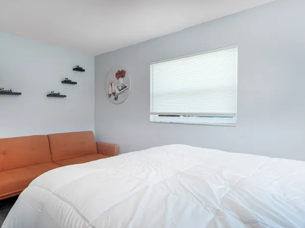 (undisclosed Address), Cape Coral, FL 33904