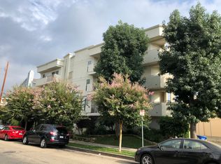 4235 Arch Dr APT 301, Studio City, CA 91604