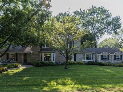 7915 Windcombe Blvd, Indianapolis, IN, 46240