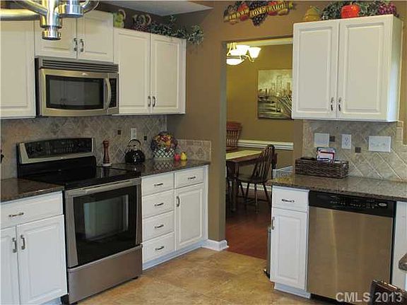 5th image of 124 Misty Arbor Ln
