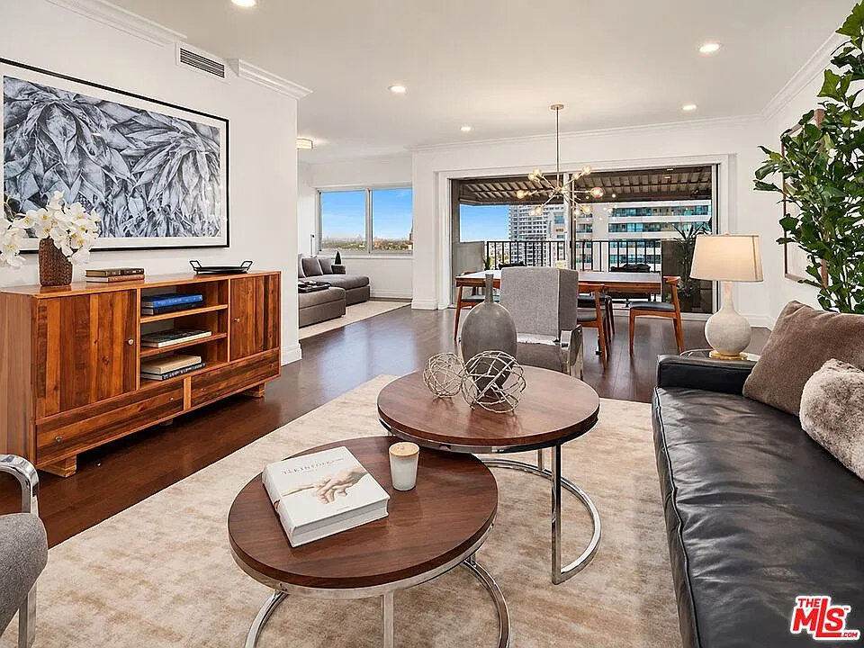 10450 Wilshire Blvd #PENTHOUSE