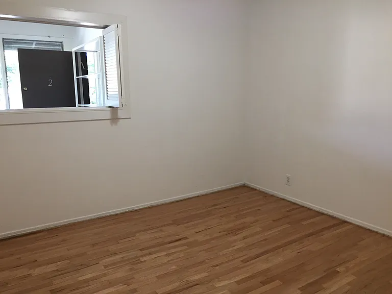 Bedroom/office