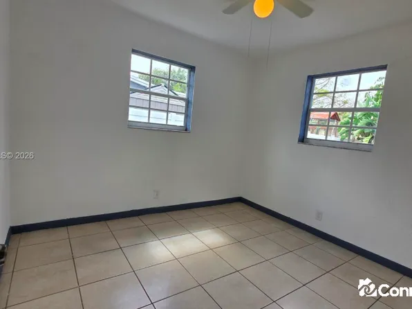 2100 N 62nd Ave, Hollywood, FL 33024