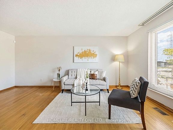 5th image of 40 Wheatsheaf Cres